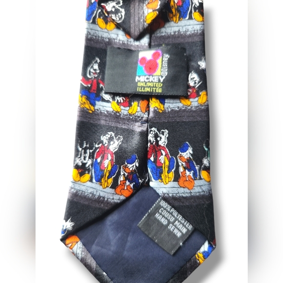 Disney Tie Kids Necktie with Mickey Mouse, Donald Duck, and Goofy - Picture 4 of 5